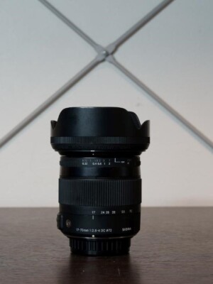 SIGMA 17-70mm F2.8-4 DC MACRO HSM Contemporary Zoom Lens For