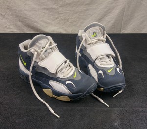speed turf sneakers