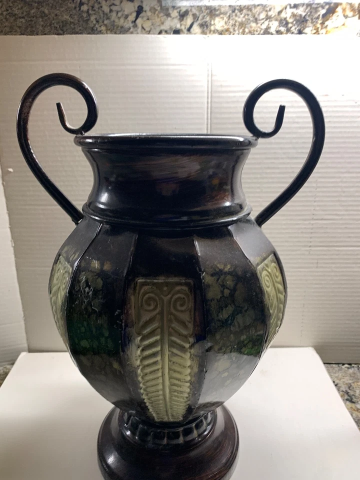 Vaso Elegant Expressions Toscana 14" Ouro Marrom Metal Urna Romana com Alças Gregas - Imagem 2 de 4