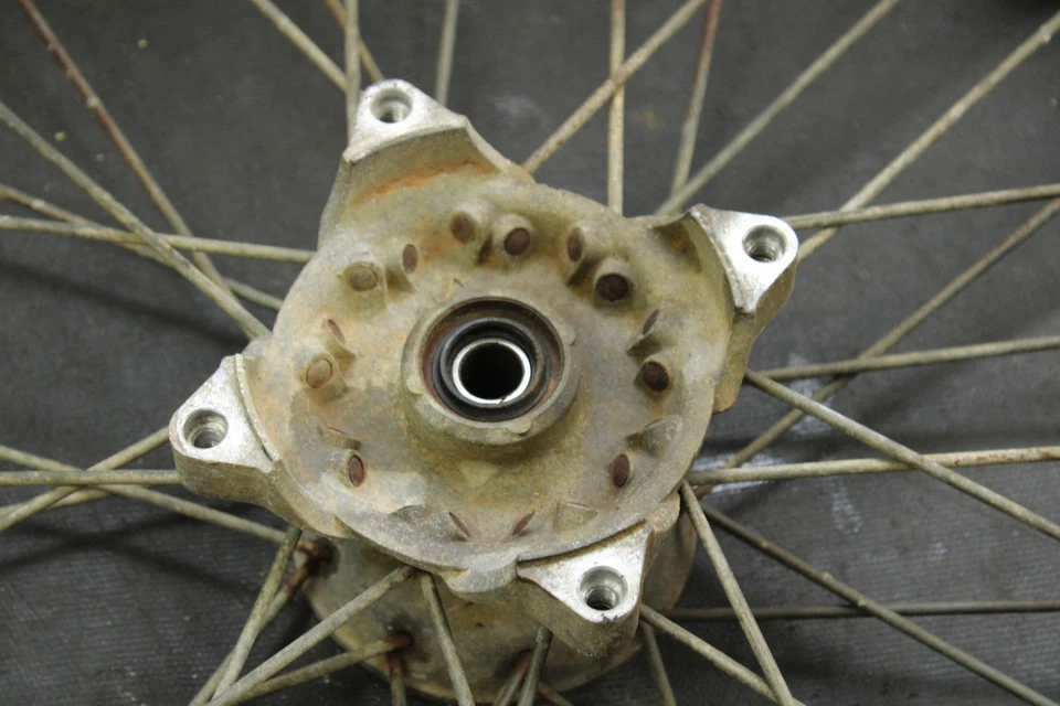 1990 铃木 Dr250 完整 21X1.60 前轮 B4429 — 第 2/4 张图片