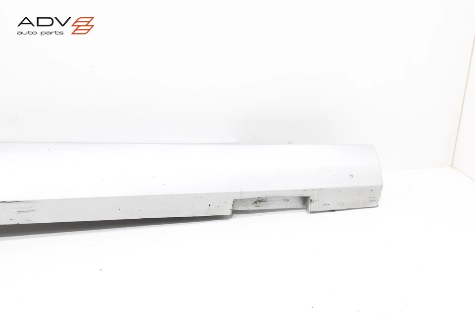 Cadillac ATS 2013-2018 sedán pasajero derecho faldón lateral panel basculante moldura OEM Foto 4 de 4