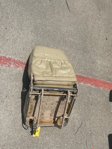 1967 cessna 210H rear seat