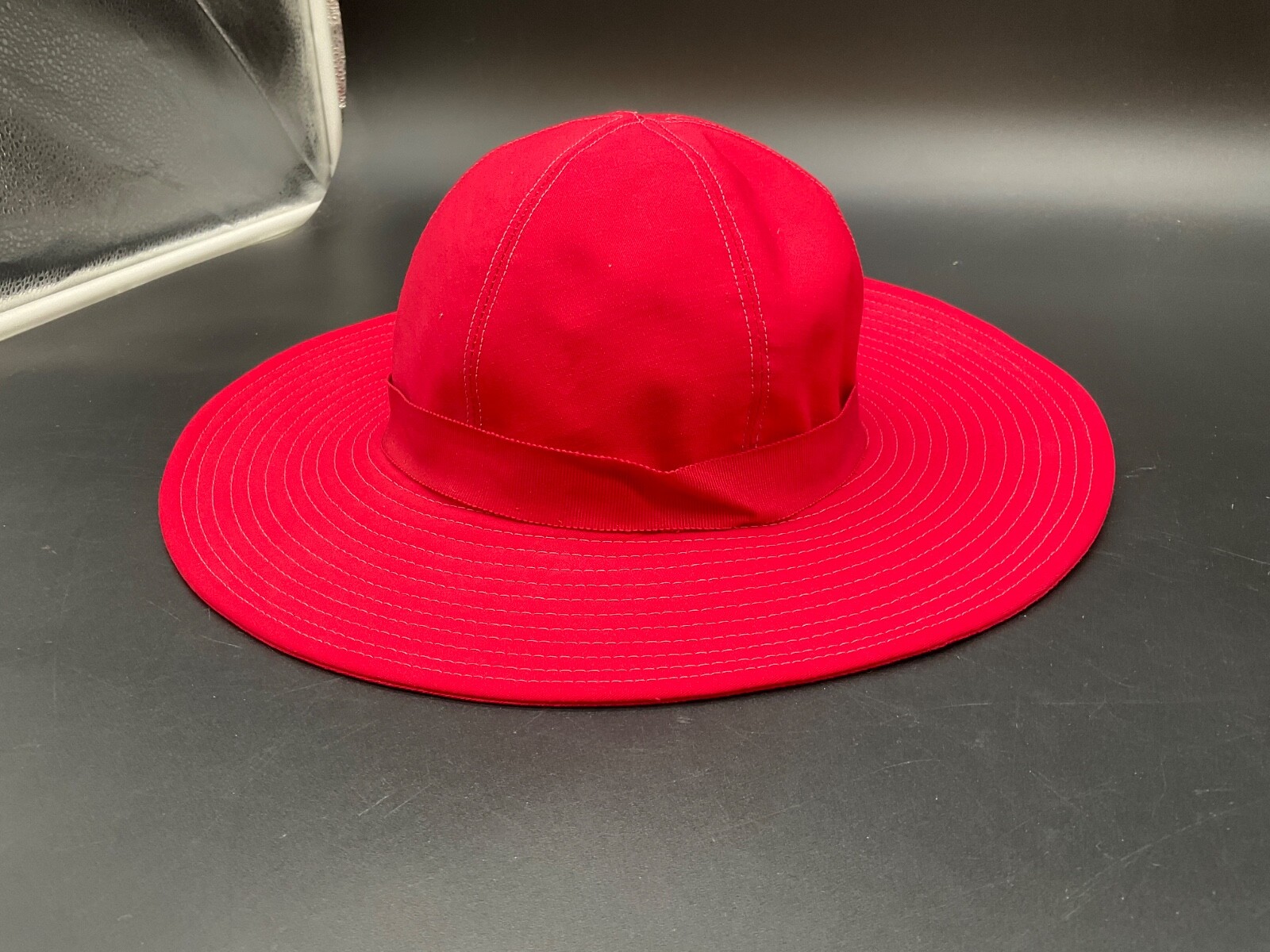 Cappello vintage a tesa larga Yves Saint Laurent