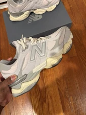 New Balance Men's 9060 Sneakers Suede Grey, Size 11