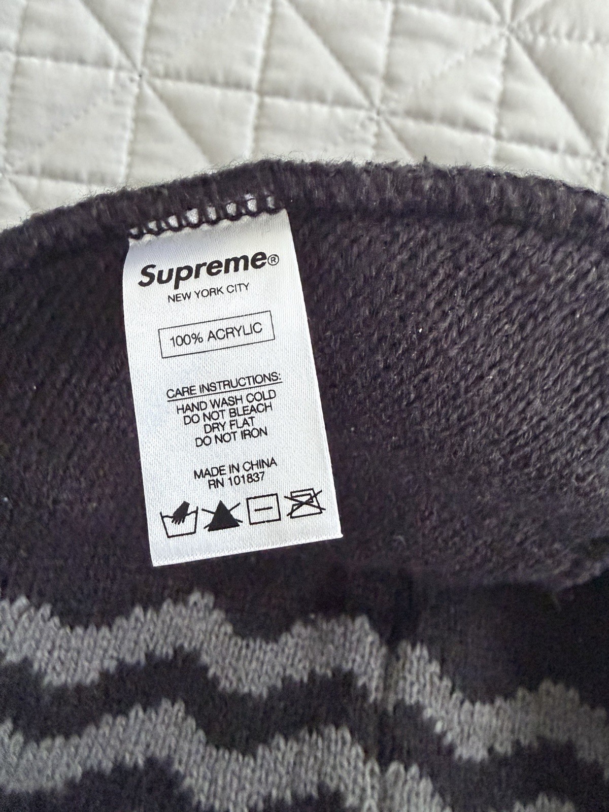 Supreme Mint Black Gray Solid Wave Pattern Beanie… - image 9