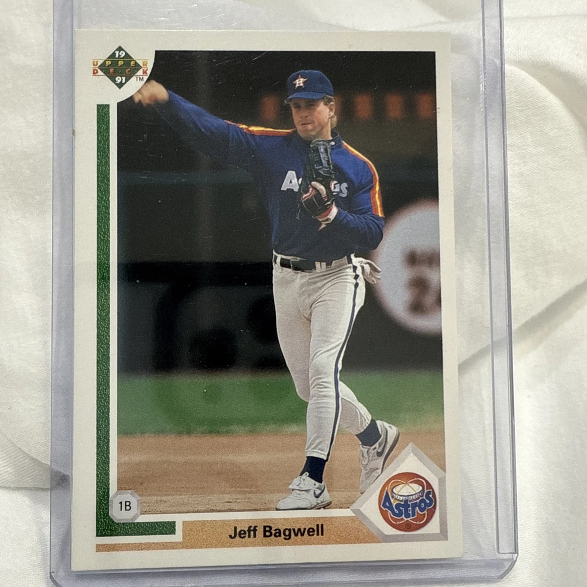 Upper Deck Jeff Bagwell Baseball Sports Trading Cards