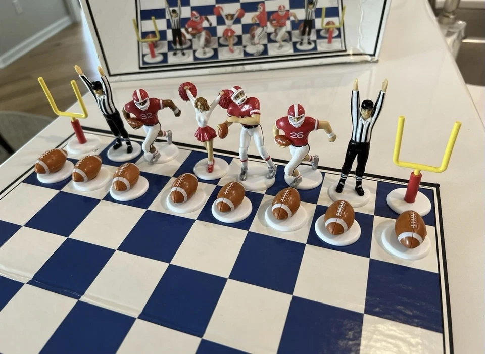 Football Chess Game by Big League Promotions Great+++ Condition! - Image 4 of 4