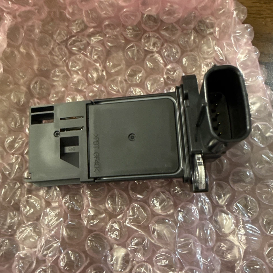 日立 MAF0084 质量空气流量传感器 — 第 3/4 张图片