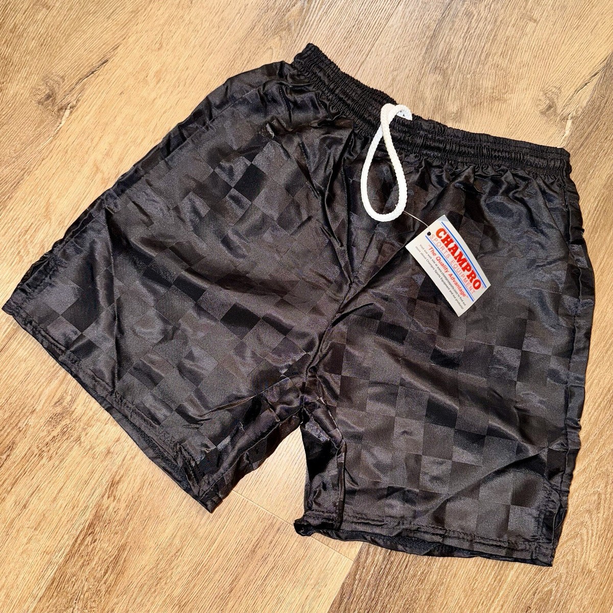 NEW Vtg 90s Nylon Shorts Mens Small Soccer Black Checkered
