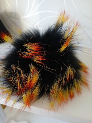 Pelzbommel  Fellbommel Druckknopf NEU Finnraccoon Schwarz Bunte Spitzen Wild!