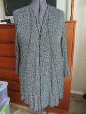 ALBERTO MAKALI XL BLACK WHITE LONG SLEEVED CARDIGAN