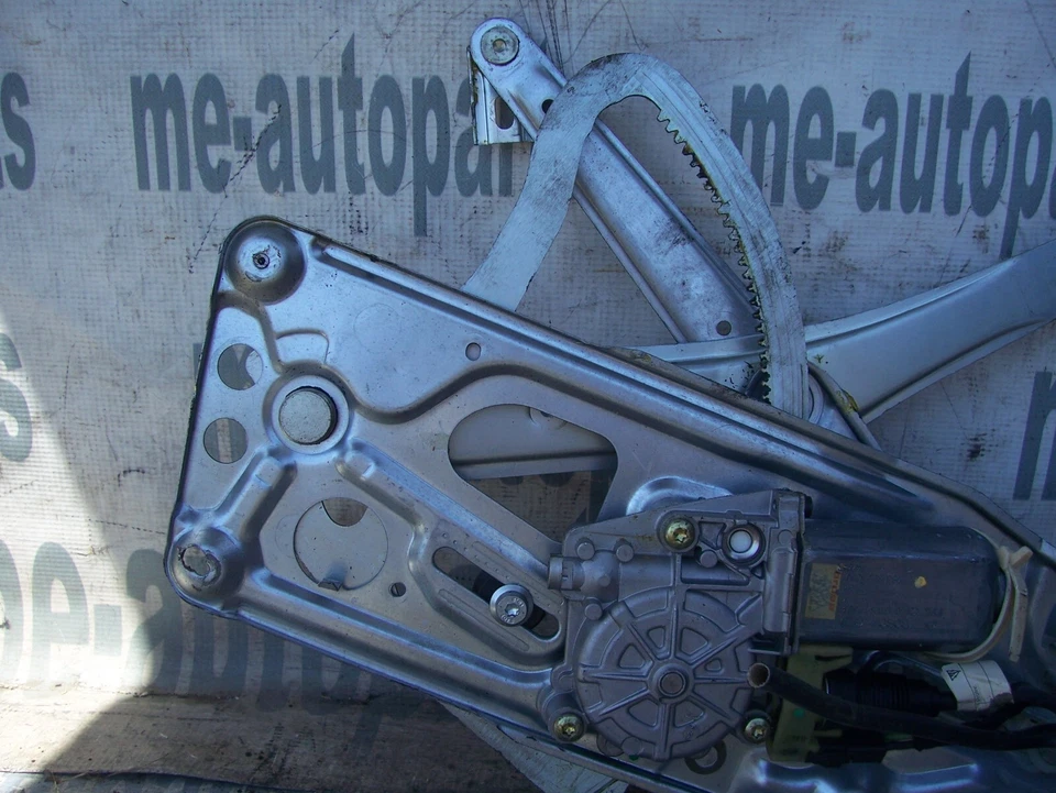 92-99 MERCEDES-BENZ W140 CLASE S OEM VENTANA DELANTERA DERECHA REGULADOR MONTAJE MOTOR Foto 2 de 4