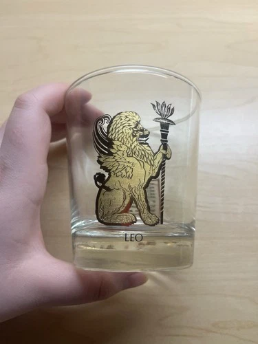 VINTAGE Leo Anchor Hocking  MCM Zodiac Sign Gold Etched Glass/Tumbler Barware