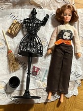 Vintage Puppe 20cm Hexe Wicca Barbie klein Ouijabrett Tv Accessoires