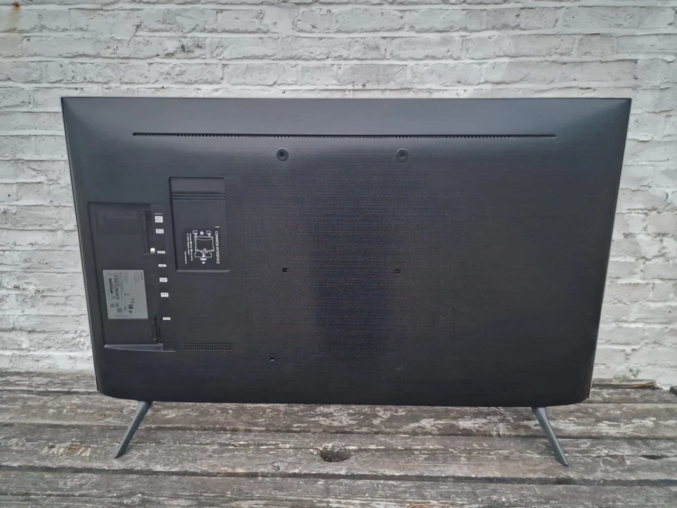 Boxed Samsung UE43TU7100K 43" 4K LED Smart TV Black Mint Condition - Image 3 of 4