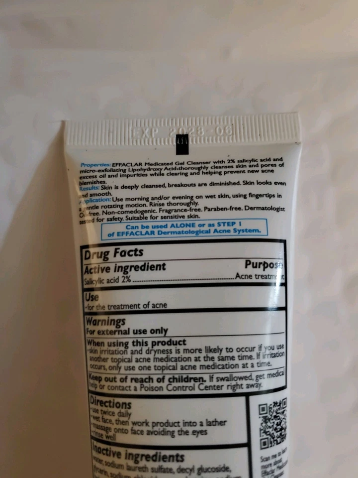 New sealed La Roche Posay Effaclar Medicated Gel Cleanser - 3.4 fl oz 06/2028 - Image 3 of 3