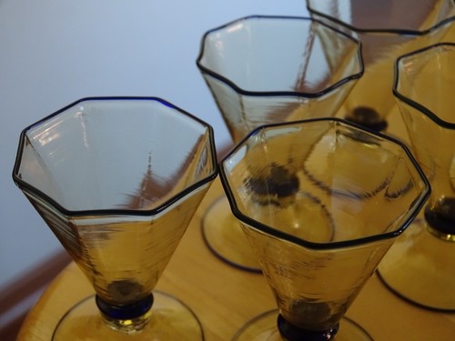 6 VINTAGE ITALY VENETIAN MURANO SHOT GLASSES OCTAGONAL AMBER LIGHT AND BLUE - Picture 6 of 9