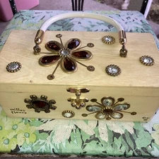Enid Collins “Milles Fleurs” Box Purse 1960’s Vintage Signed