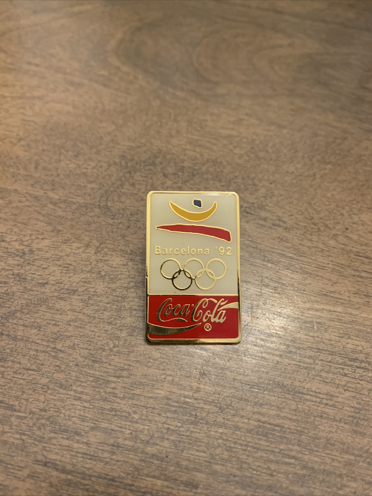 Coca Cola 1992 Barcelona Olympics Souvenir Collectable  Hat / Lapel Pin