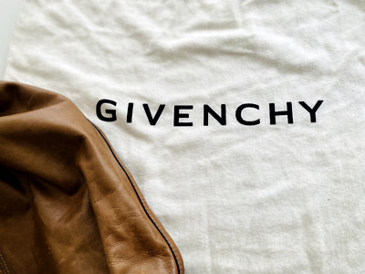 GIVENCHY - Damen/Frauen Handtasche / Beutel fast neuwertig