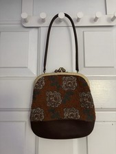 Mina Perhonen Yula Cuddle Gamaguchi Bag Leather Mix