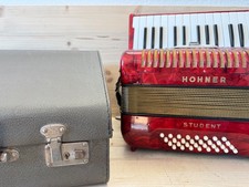 Pianoakkordeon Hohner Student 32 Bässe 2 Chörig Rot