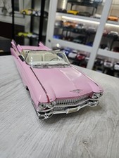 Cadillac Eldorado Biarritz 1959 Rosa 1:18 Maisto