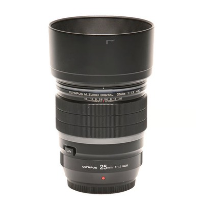 Olympus M.ZUIKO DIGITAL ED 25mm F1.2 PRO gebraucht Objektiv