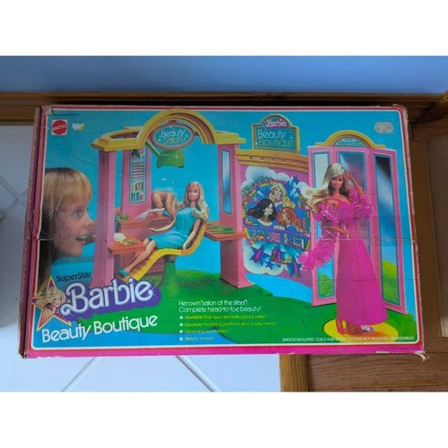 Vintage 1976 Barbie Beauty Boutique Playset Mattel Salon with Box not complete