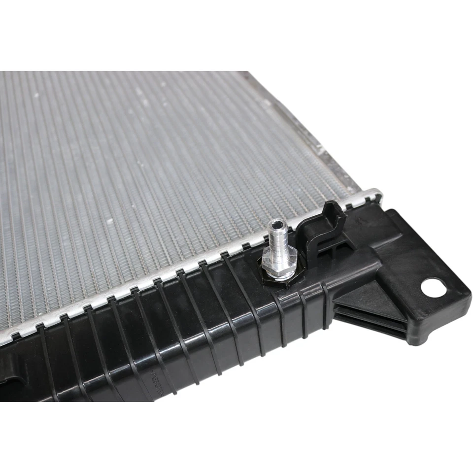 Radiator For Ford F-150 2011-2014 Expedition 2015-2017 Lincoln Navigator 15-17 Foto 4 de 4