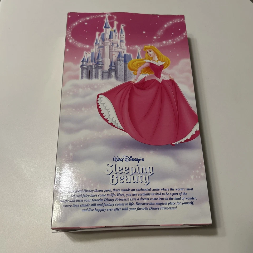 Walt Disneys SLEEPING BEAUTY DOLL theme park edition Classic Doll Collection - Image 2 of 4