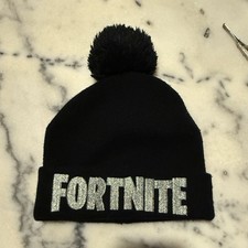 Fortnite Boys Black Knit Acrylic Beanie Hat Pom-Pom Logo Winter Fall