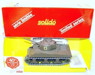 CORGI MILITAIRE SB 1/50 - Char Tank M4A3E8 Sherman US Army Blockbuster