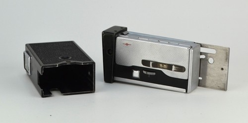 SOVIET USSR "KIEV - 30" SUBMINIATURE CAMERA - Picture 7 of 12