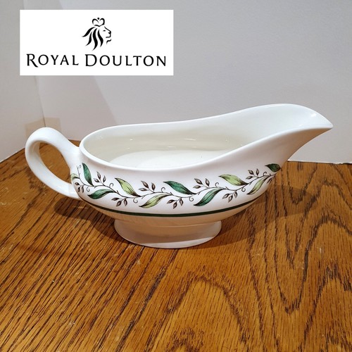 Royal Doulton Almond Willow D6373 Gravy Boat