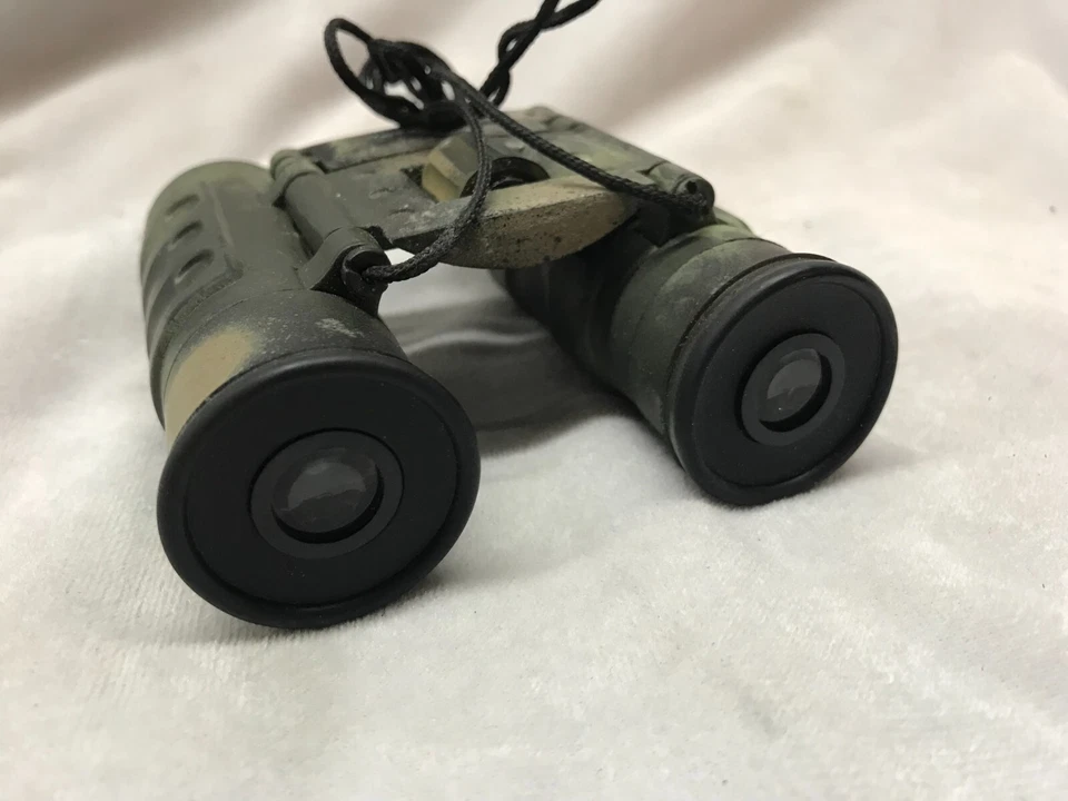 8x21 camoflage binoculars compact folding - Image 3 of 4