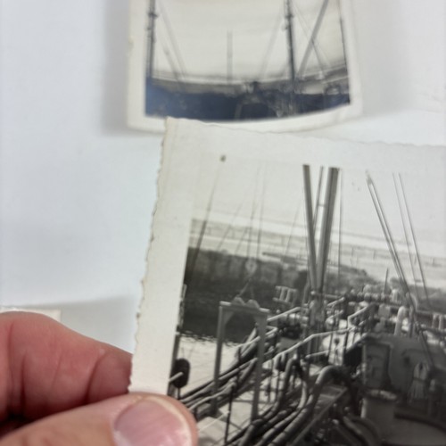 USS Navy Ship Yog 1950 87 yardas barco engrasador atracado fotos originales - Imagen 8 de 11