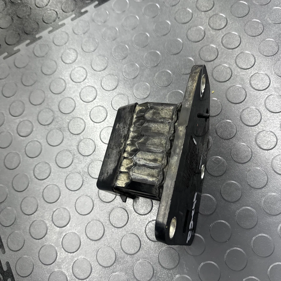 Parachoques delantero derecho Jeep Renegade 2015-2023 haz de impacto OEM Foto 2 de 4