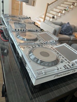 pioneer dj cdj 3000 white limited X4 And nexus 2 Signed by various