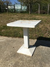 Authentique guéridon bistrot terrasse Vintage 50.Tout en métal solides stables 