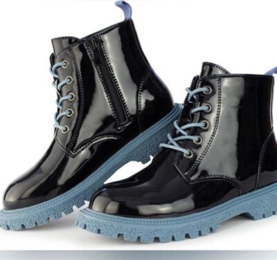 Hawkwell Girls Boys Patent Waterproof Boots NWT sz 10 Little Kid NWOB