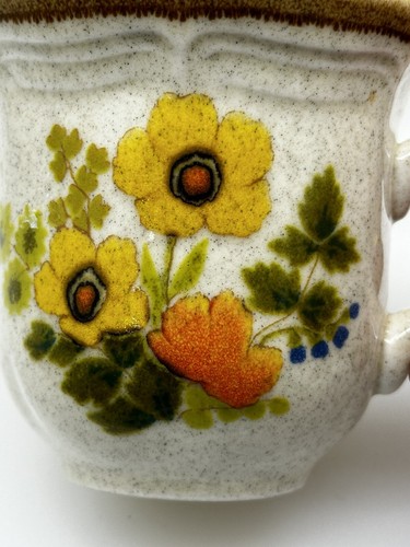 Set Of 2 Mikasa Garden Club Fresh Floral Coffee Cup and Saucer Set 3 1/2" EC404 - Picture 5 of 9