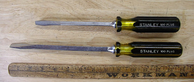 2 Vntg Stanley 100 Plus Plastic Handle Screwdrivers,1007-8'',& 1007-6'',EXCELLENT!
