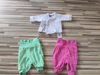 Baby Sachenpaket Frühchen Jäckchen Jacke Hose Mädchen Größe 42/46