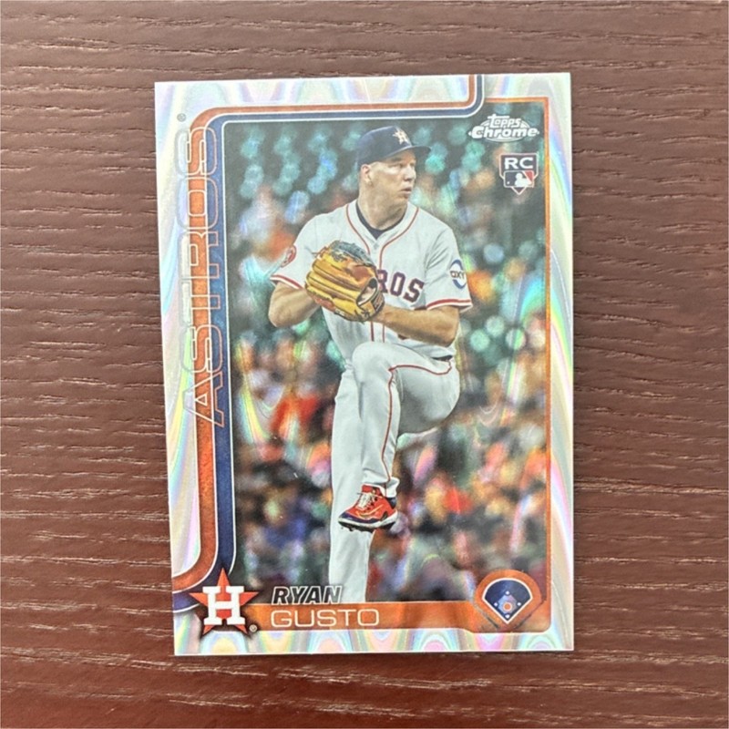 Topps Chrome Update Ryan Gusto Wave Refractor RC Rookie Card #USC107 2025