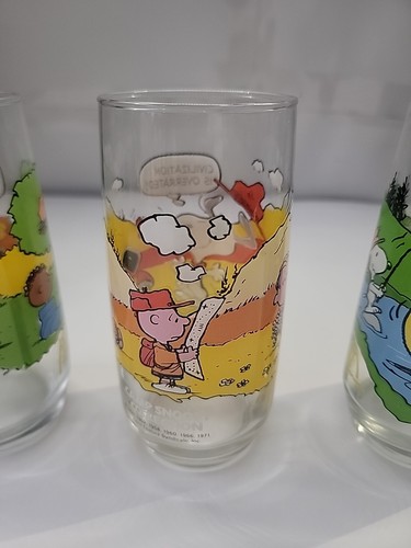 Vintage McDonald's Peanuts Camp Snoopy Collection Glasses - Complete Set of 3 - Picture 5 of 7