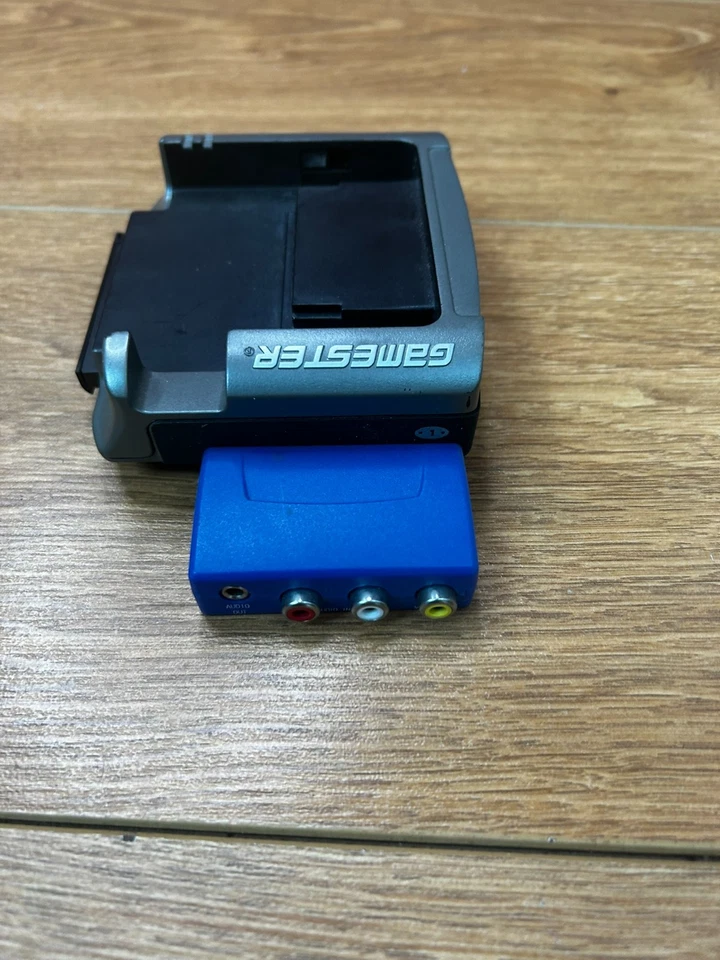 Radica Gamester With Ds Lite Dongle, RCA Tv Connectors - Image 4 of 4