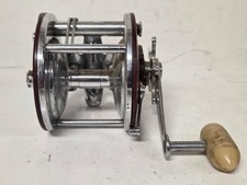 Vintage Penn Peer 309 Fishing Reel
