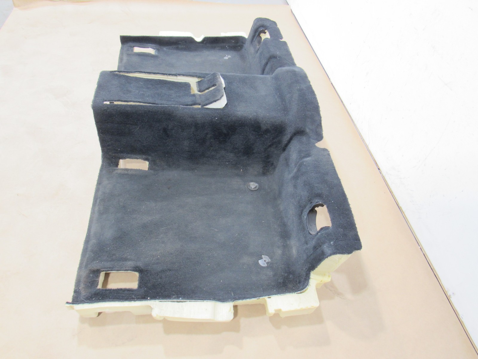 14-19 Maserati Quattroporte 2016 Rear Floor Liner Carpet Mat ;:M