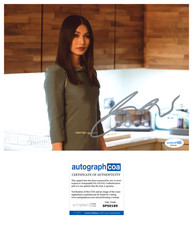 Gemma Chan ‘Humans’ Signed 8x10 Photo ‘Mia’ ACOA